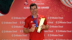 环球体育游戏平台:索萨祝贺莱万,2020年是属于你的,你赢得了一